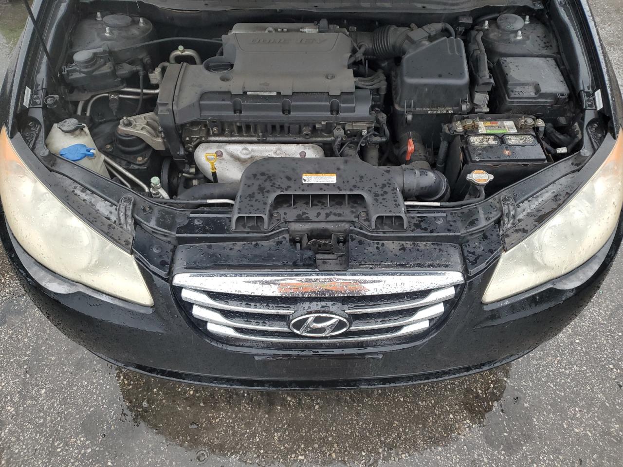 2010 Hyundai Elantra - Image 11