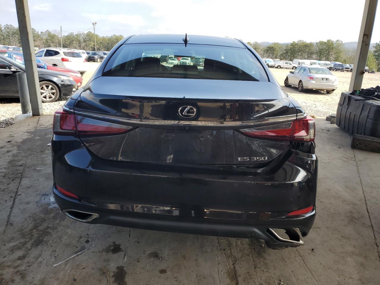 2019 Lexus ES - Image 6