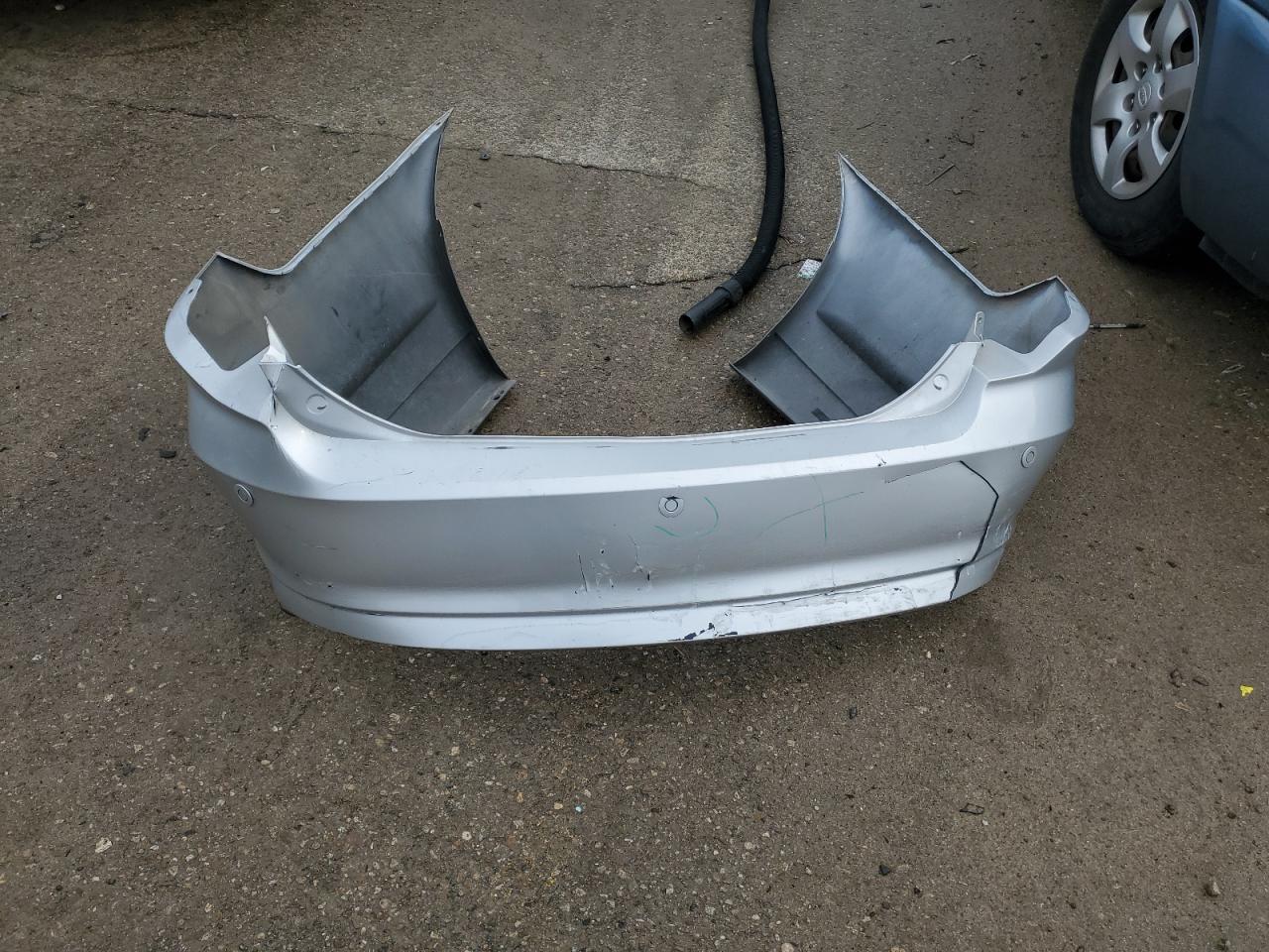 2010 Ford Fusion - Image 12
