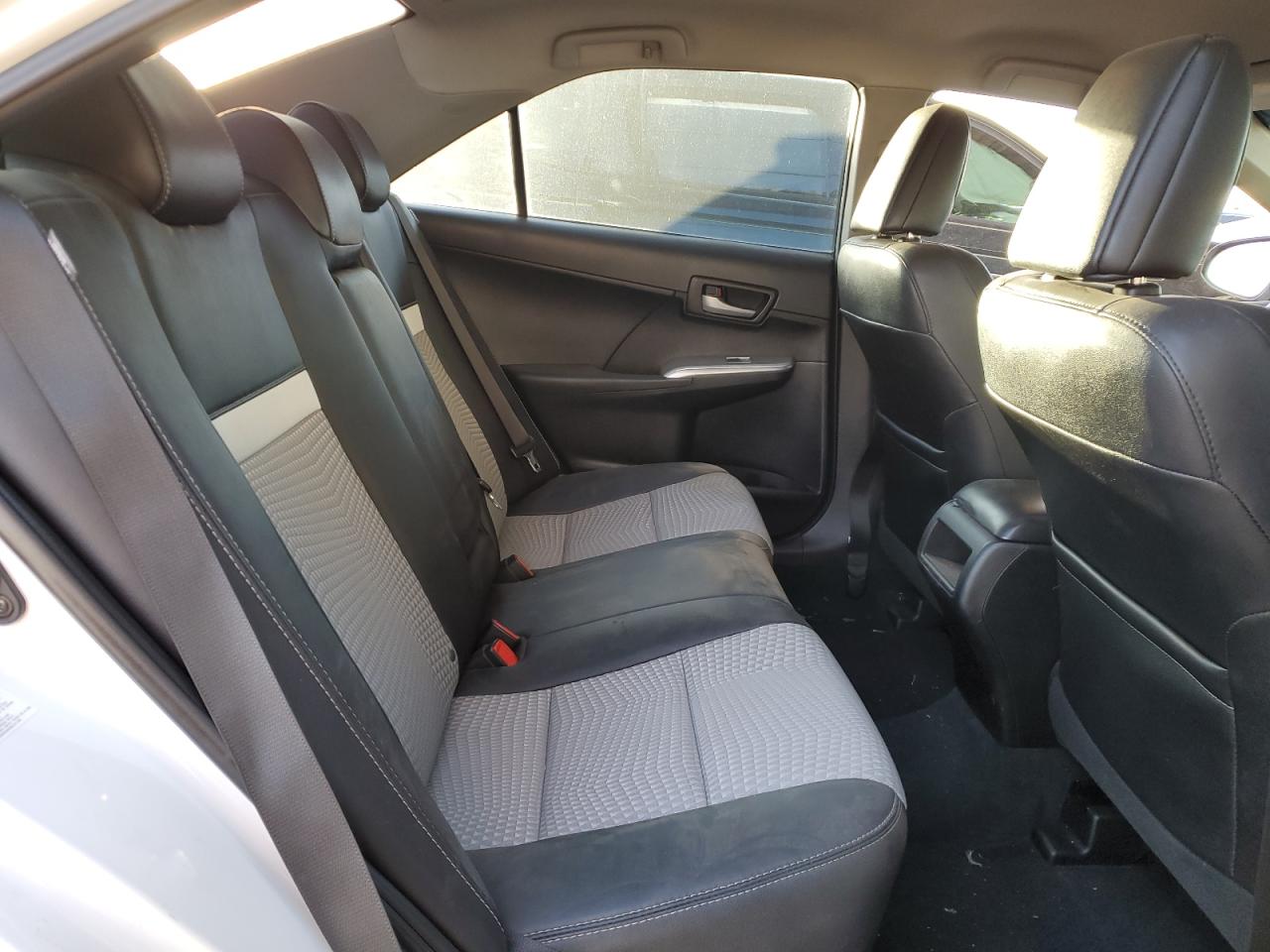 2013 Toyota Camry - Image 10