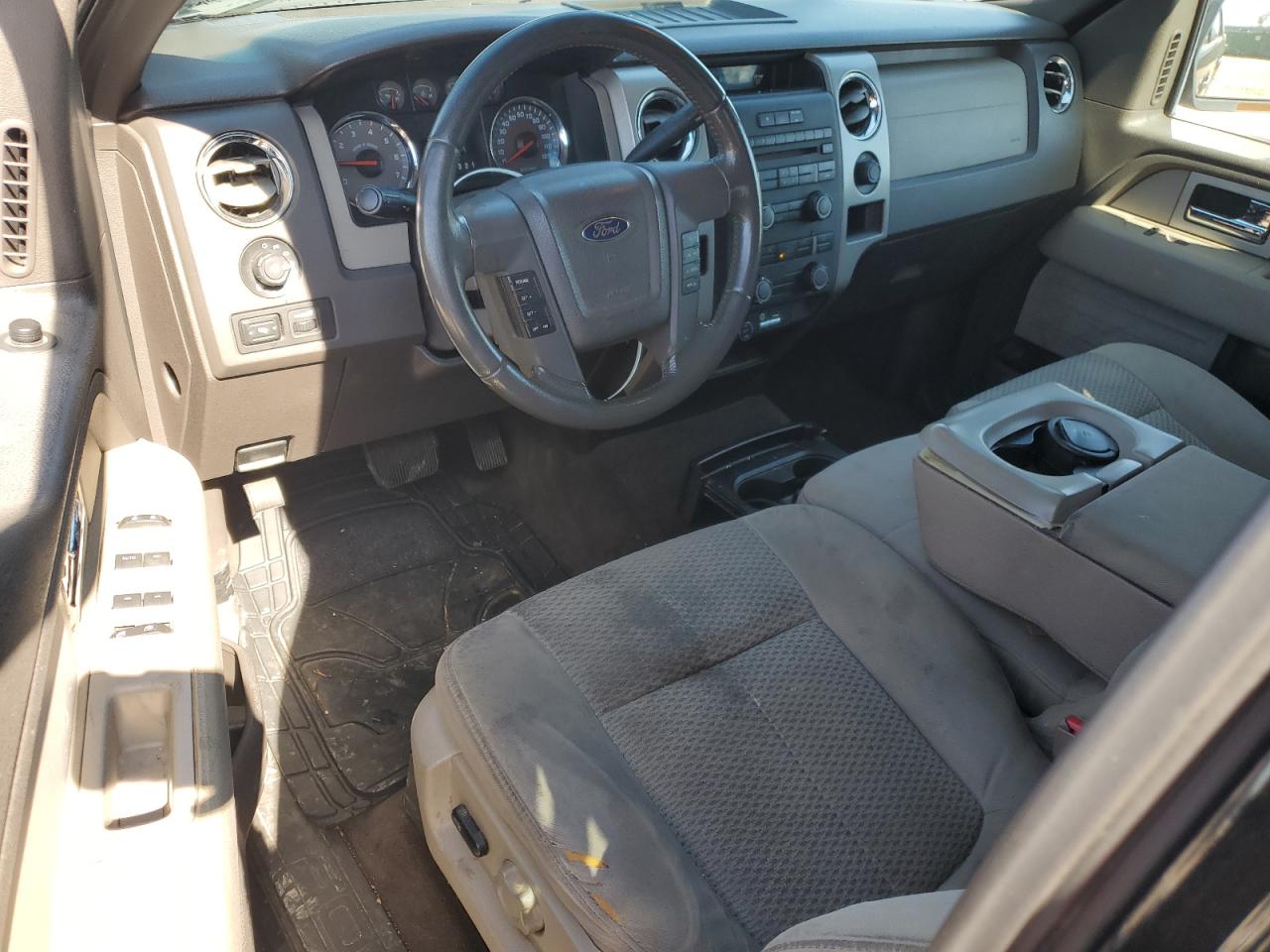 2010 Ford F-150 - Image 8