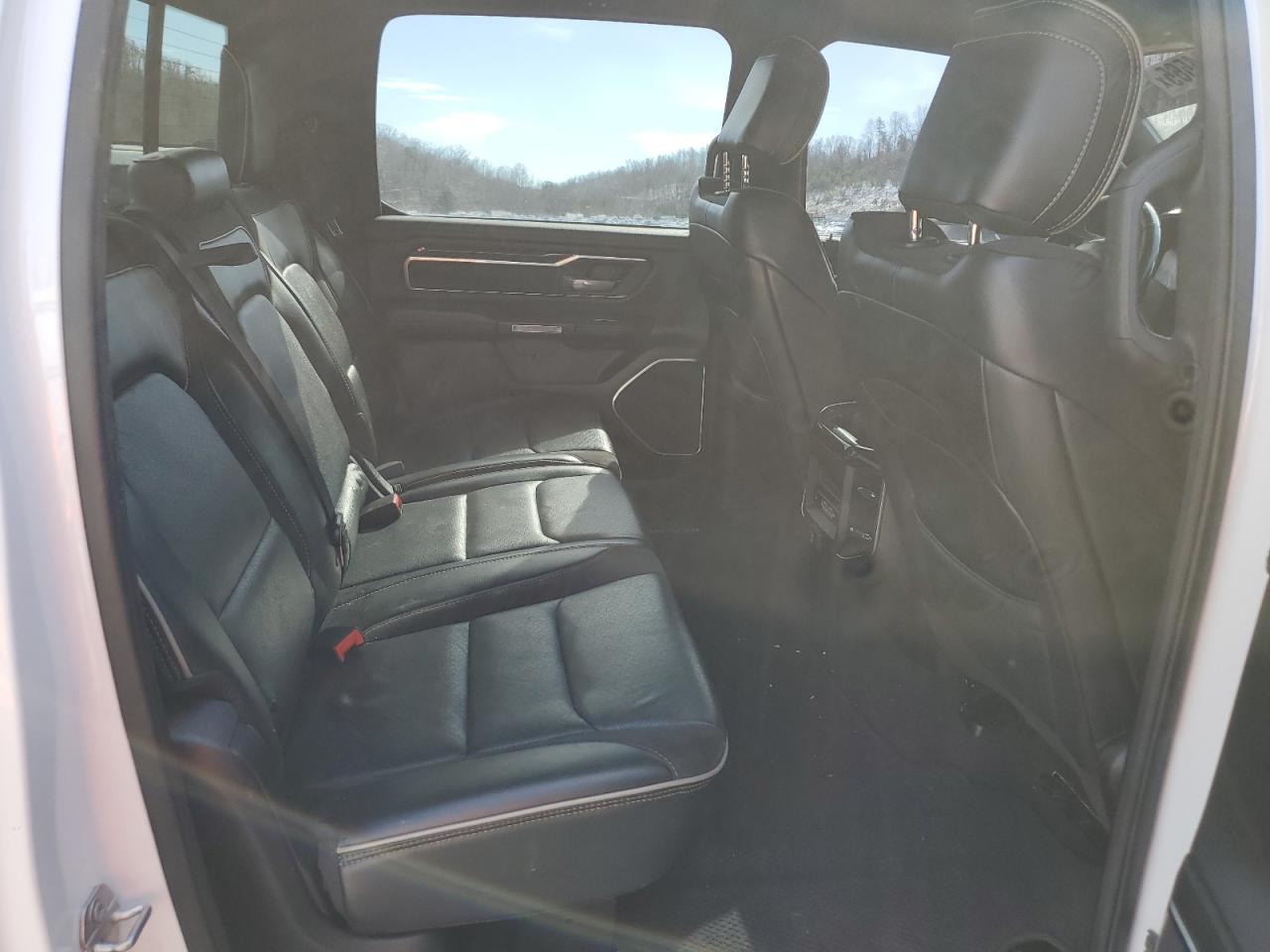 2019 RAM 1500 - Image 10