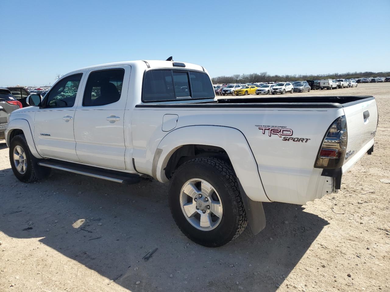 2012 Toyota Tacoma - Image 2