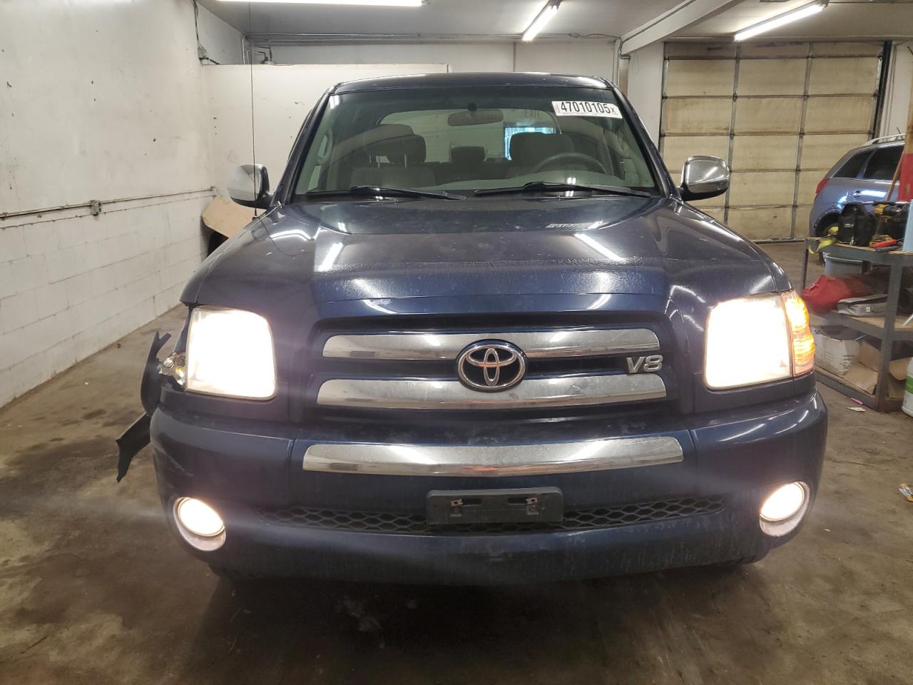 2004 Toyota Tundra - Image 5