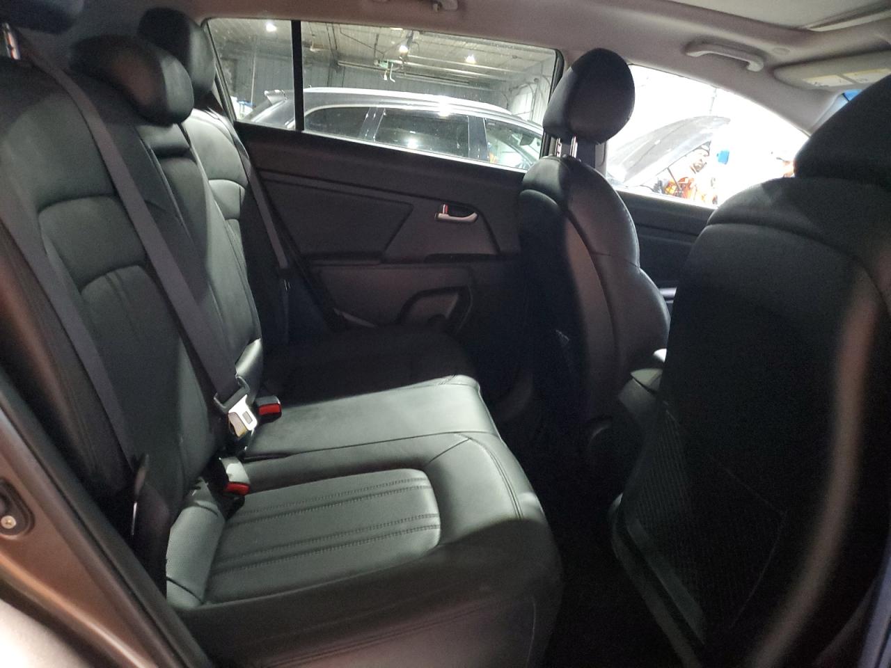2011 Kia Sportage - Image 12