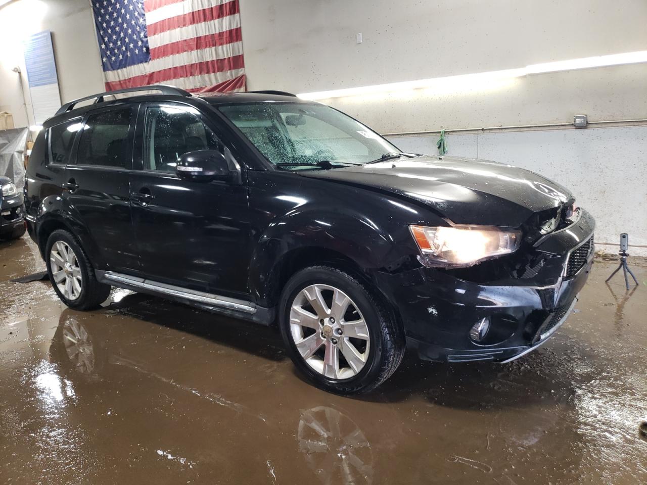 2010 Mitsubishi Outlander - Image 4