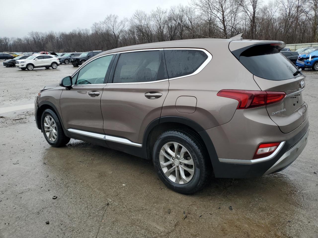 2020 Hyundai Santa Fe - Image 2