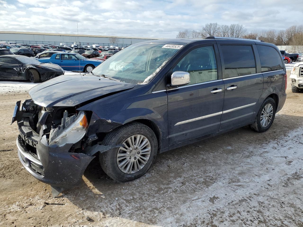2016 Chrysler Town & Country - Image 1