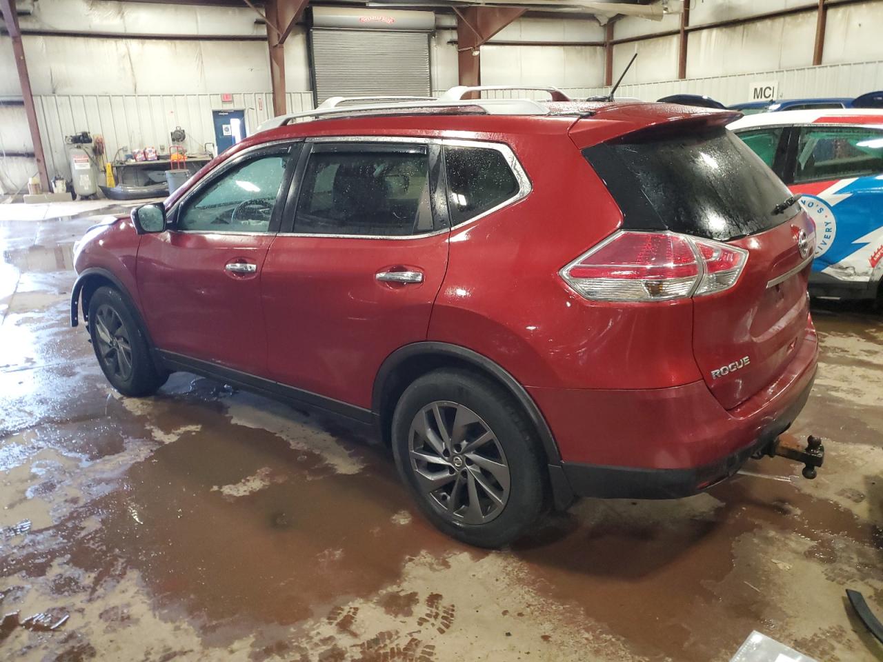 2016 Nissan Rogue - Image 2