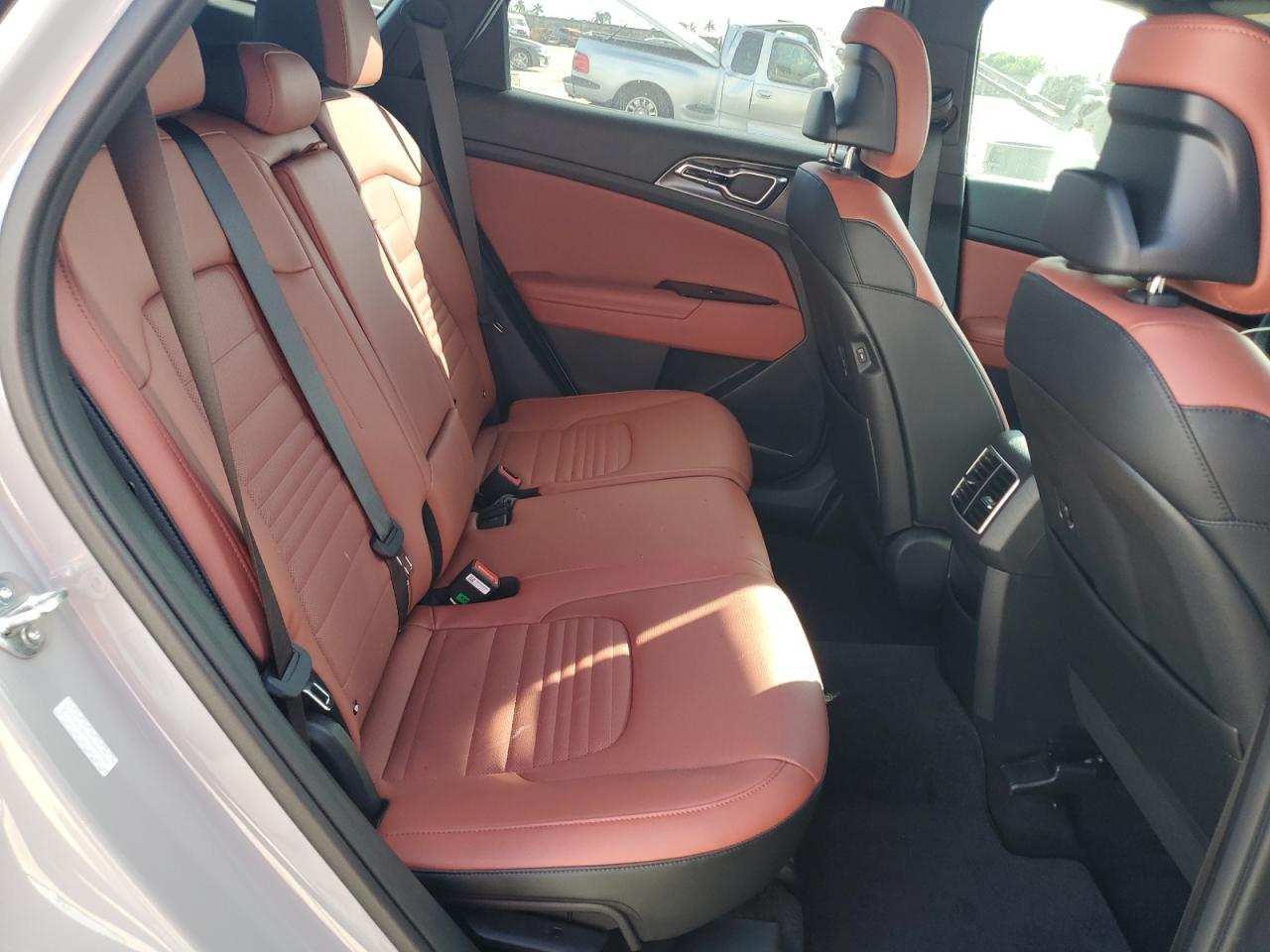 2024 Kia Sportage - Image 11