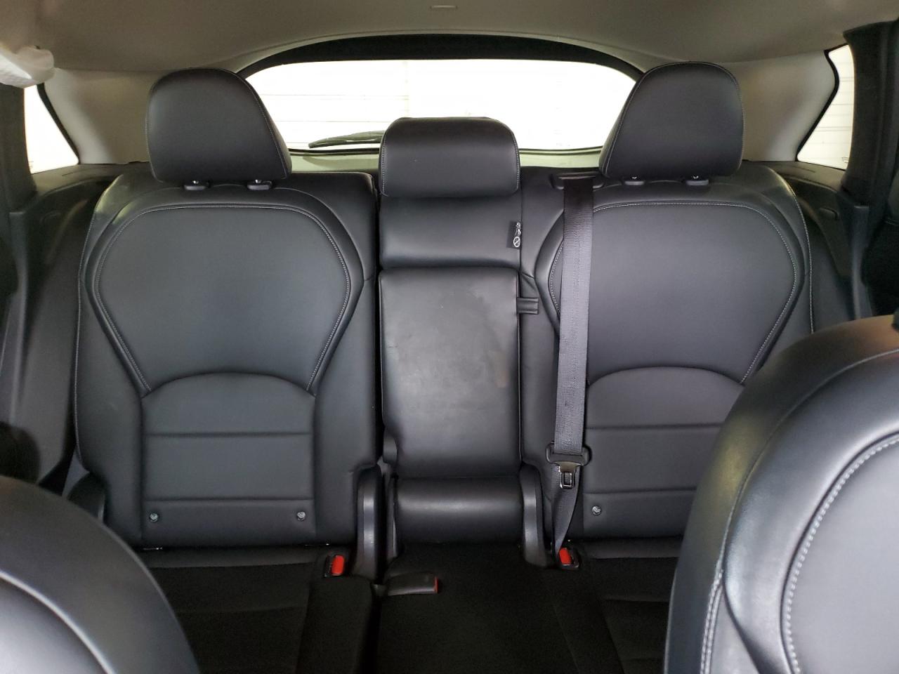 2019 Infiniti QX50 - Image 10