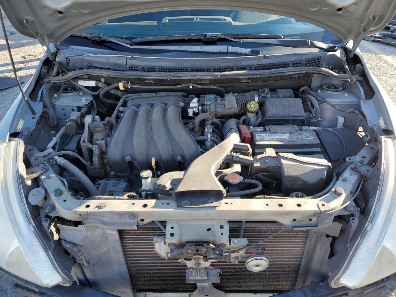 2012 Nissan Versa - Image 11