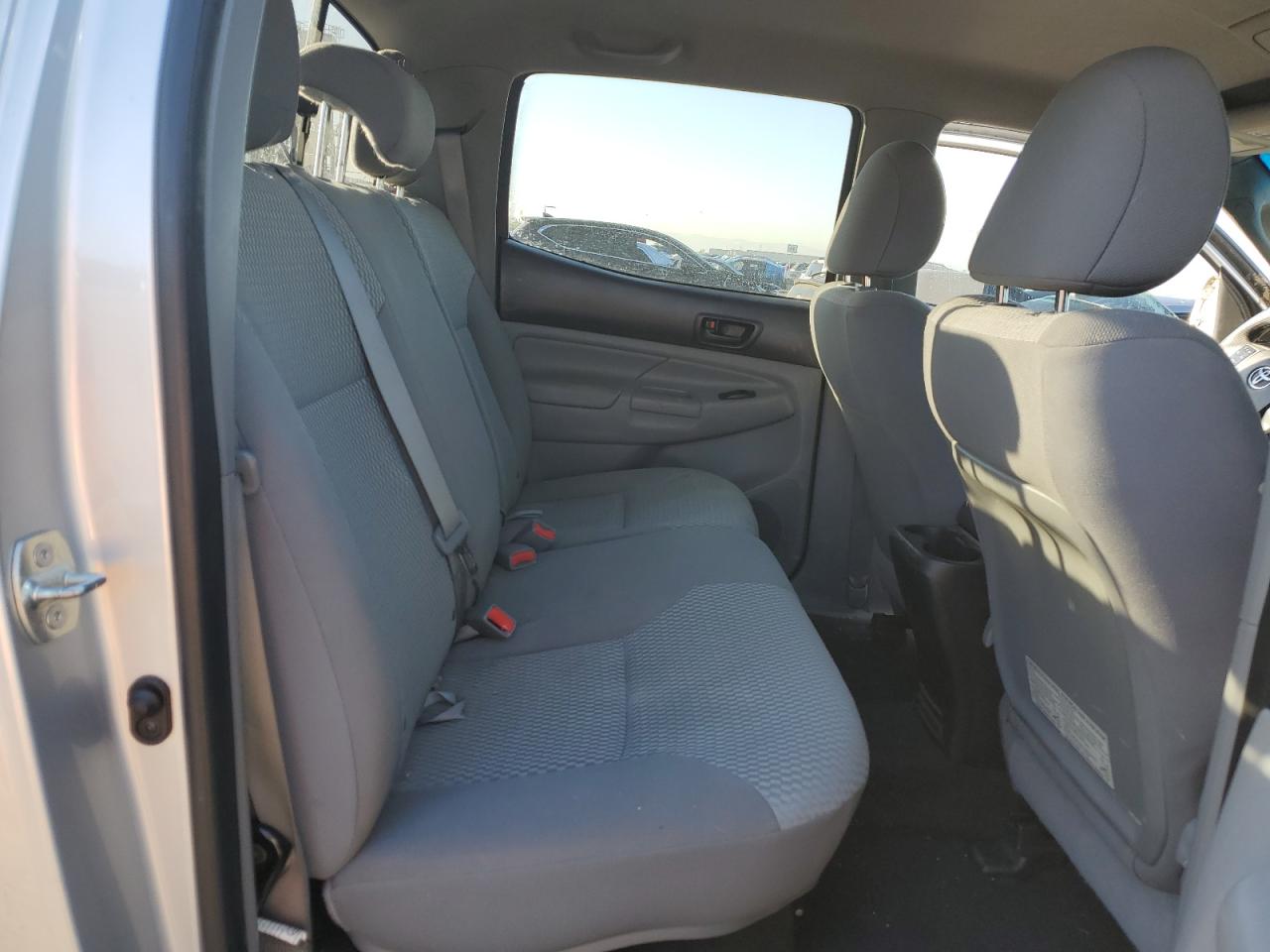 2012 Toyota Tacoma - Image 10