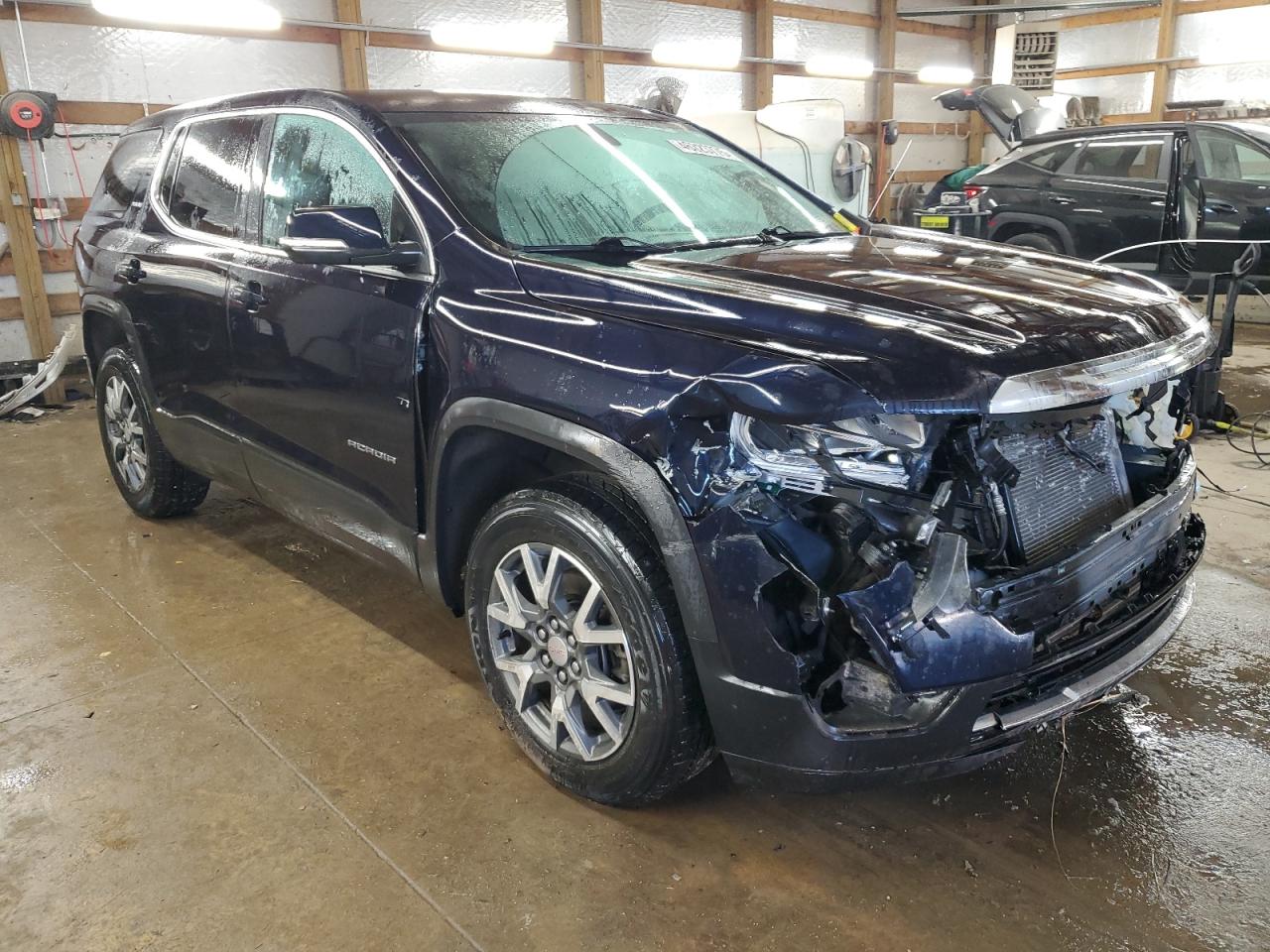2021 GMC Acadia - Image 4