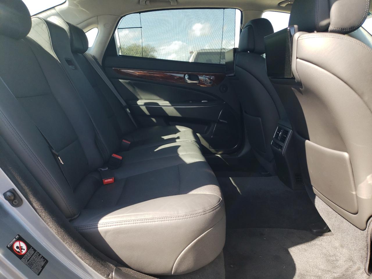 2016 Hyundai Equus Signature VIN: KMHGH4JH5GU101326 Lot: 45088305
