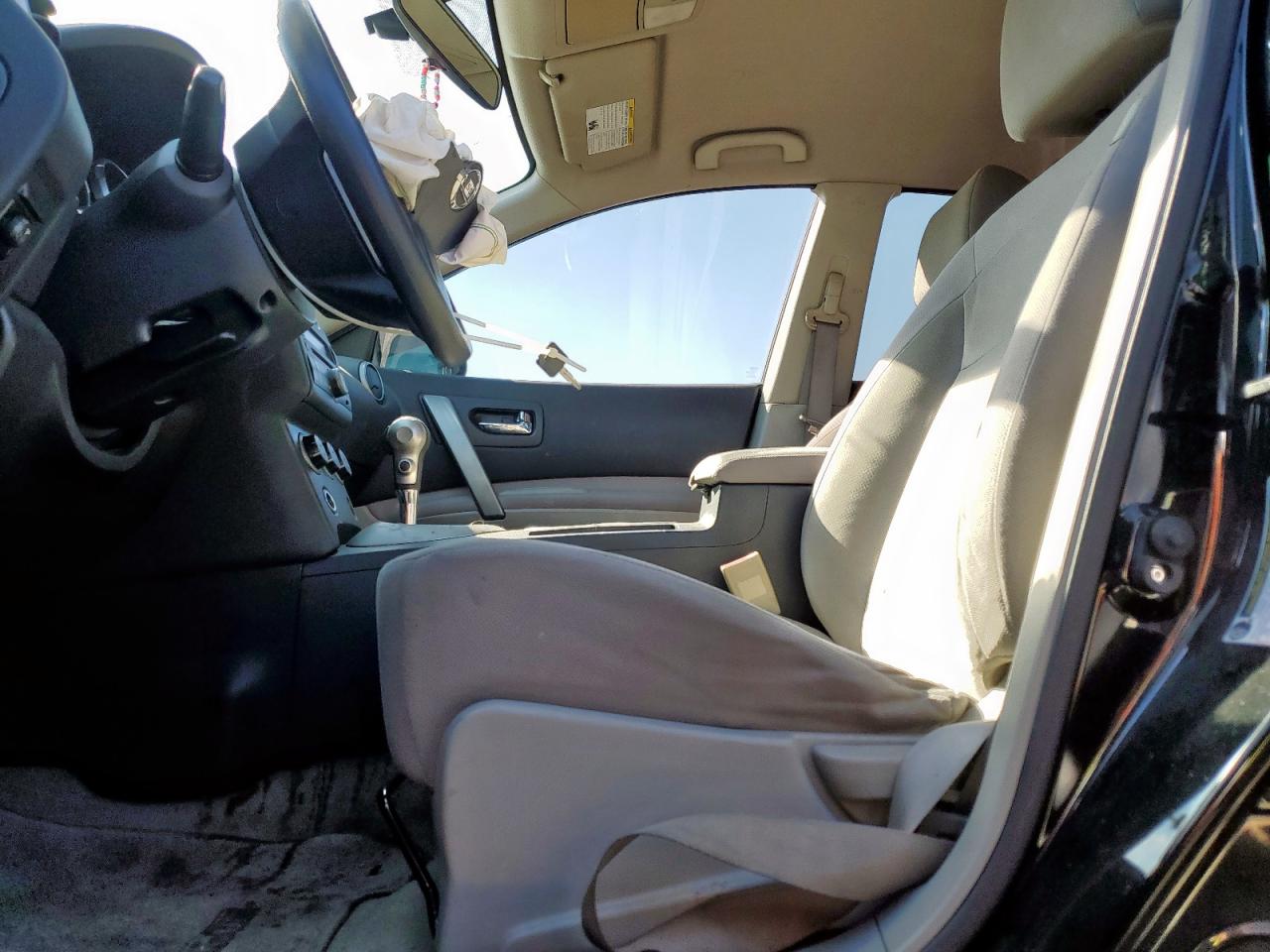 2009 Nissan Rogue - Image 7