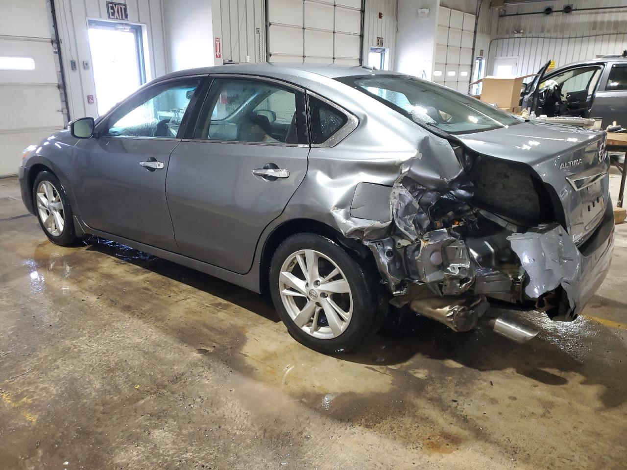 2015 Nissan Altima - Image 2