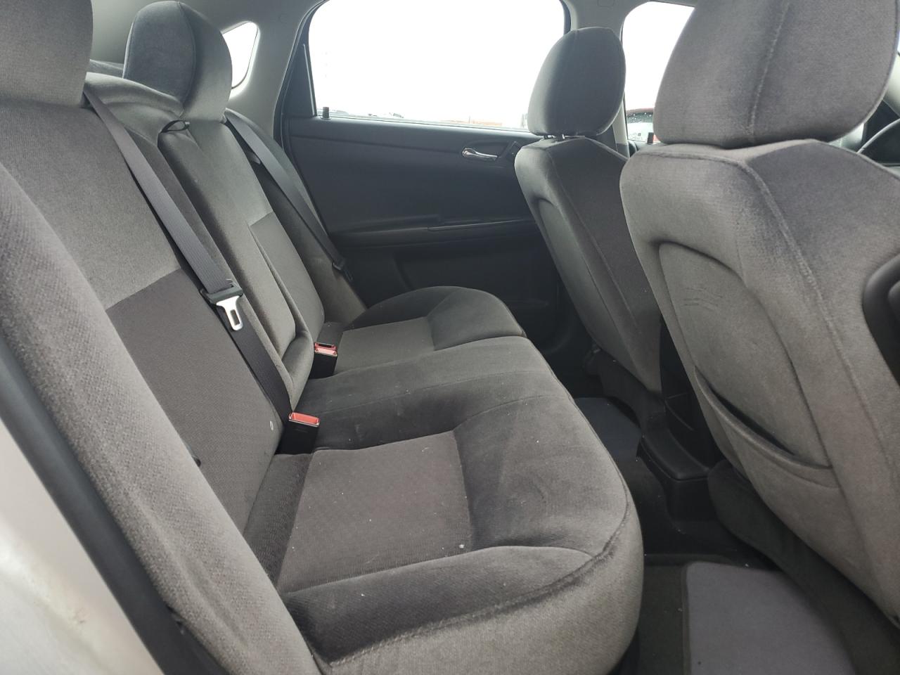 2013 Chevrolet Impala - Image 10