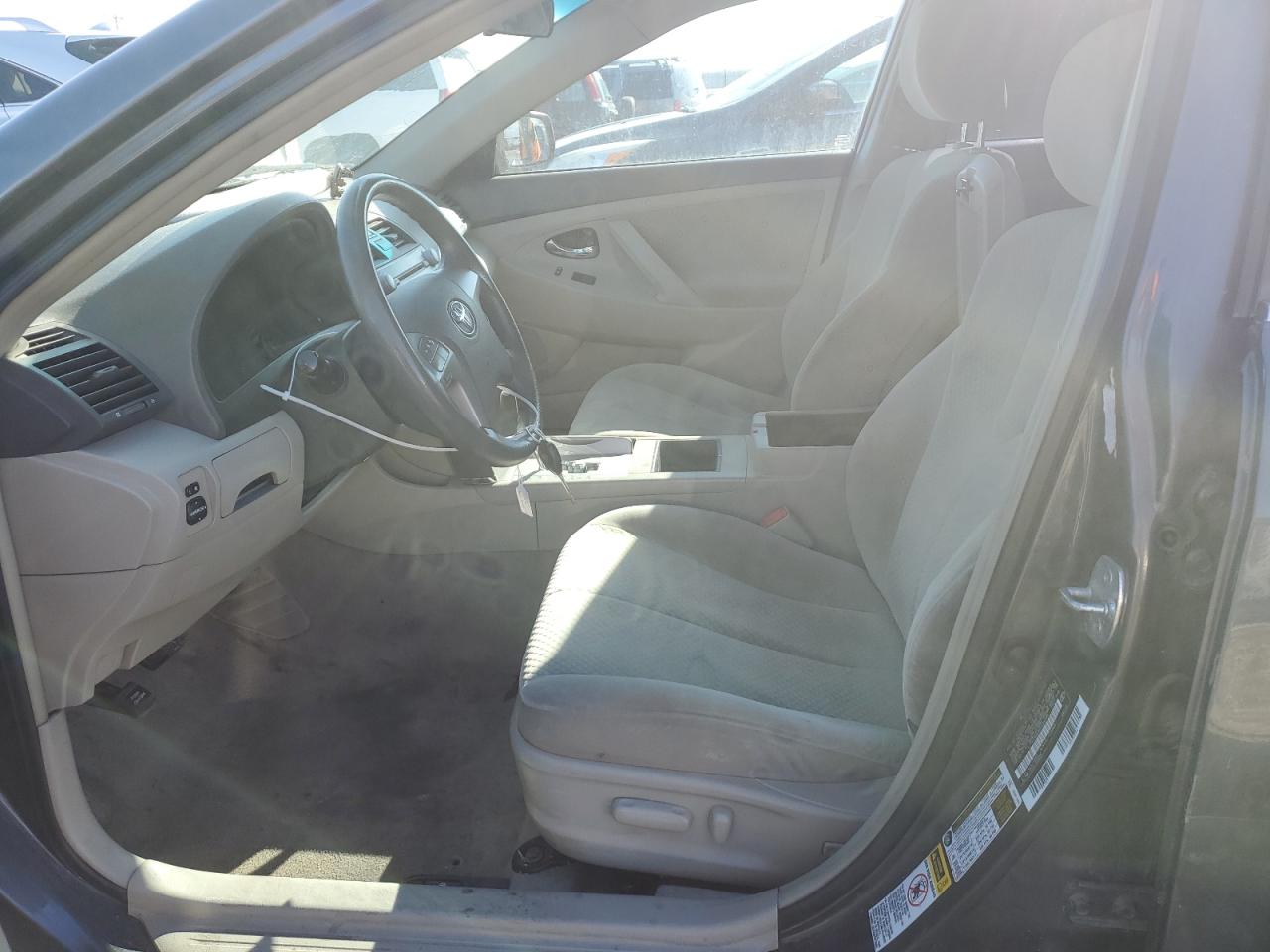 2009 Toyota Camry - Image 7