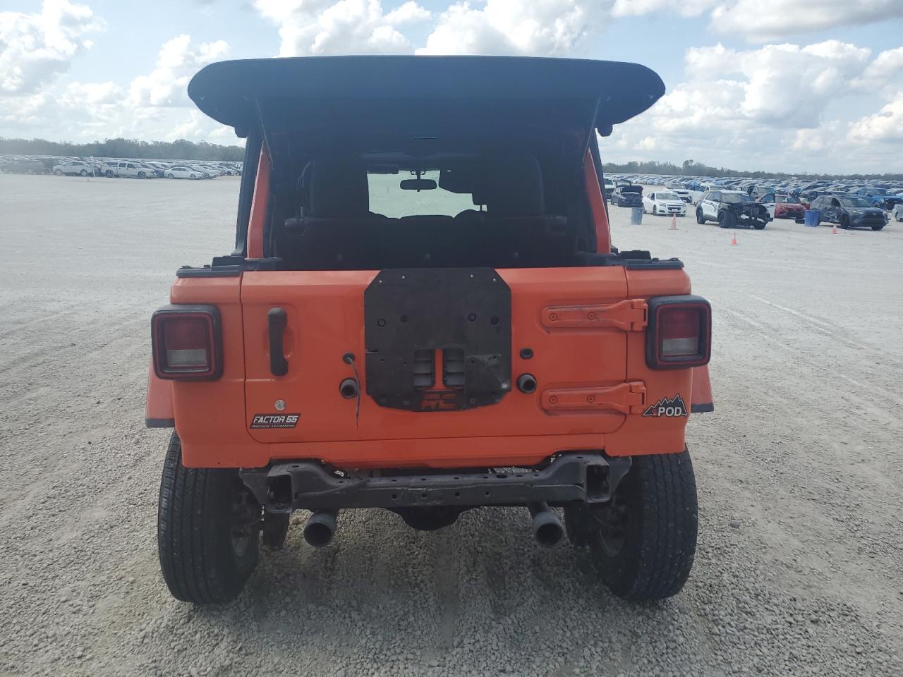 2018 Jeep Wrangler - Image 6