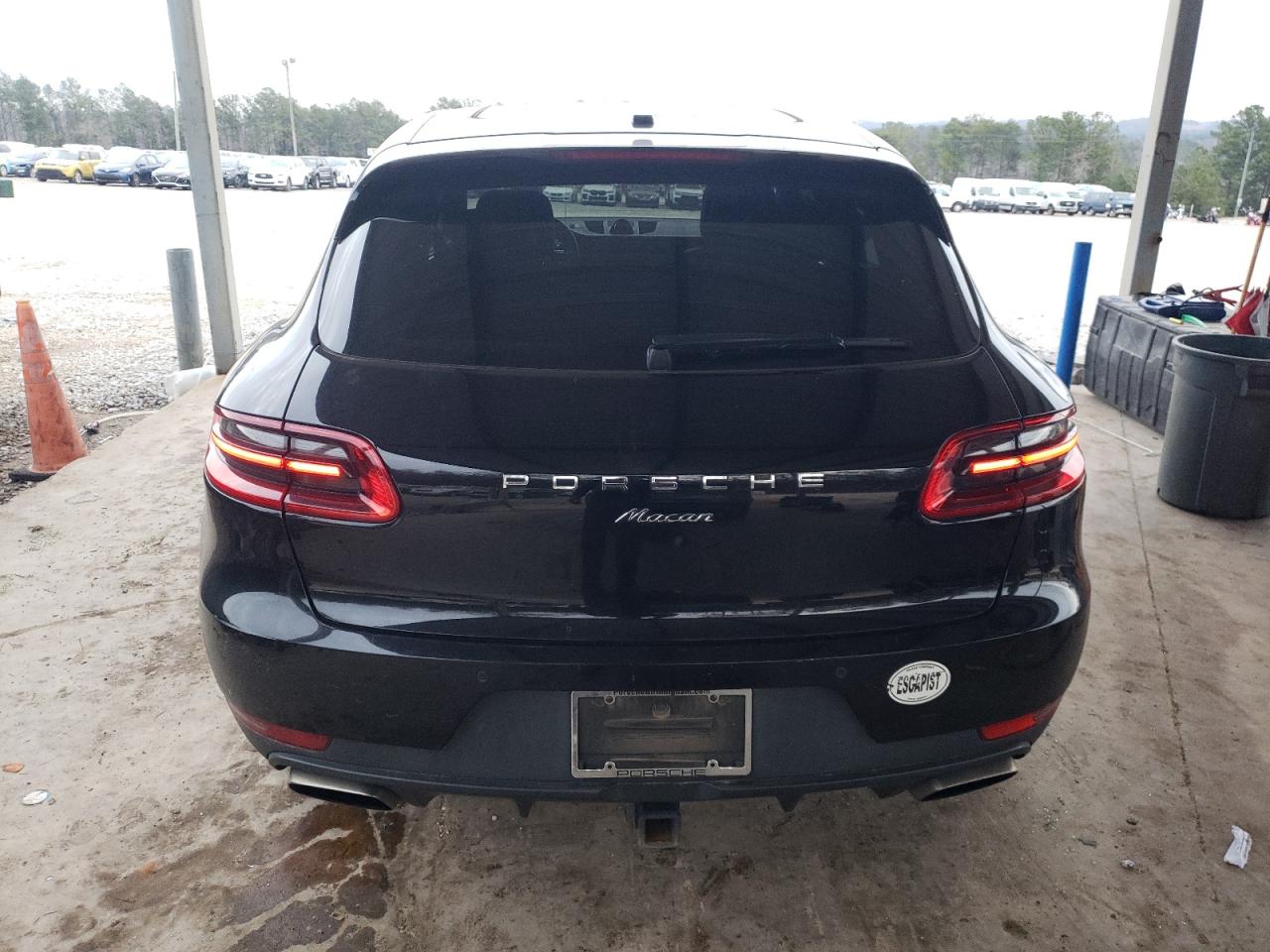 2017 Porsche Macan - Image 6