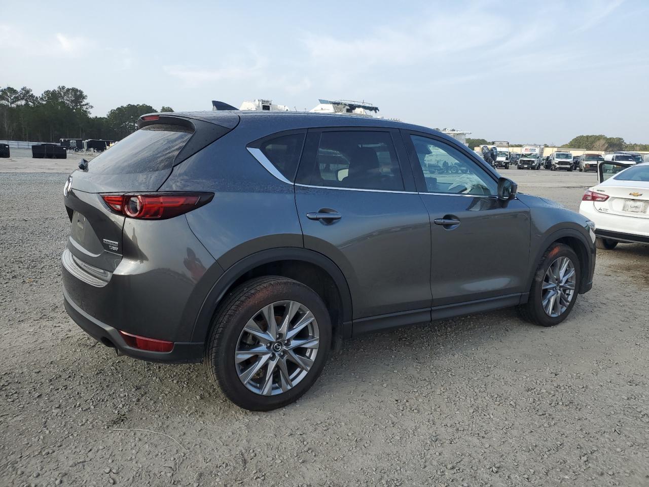 2021 Mazda CX-5 - Image 3