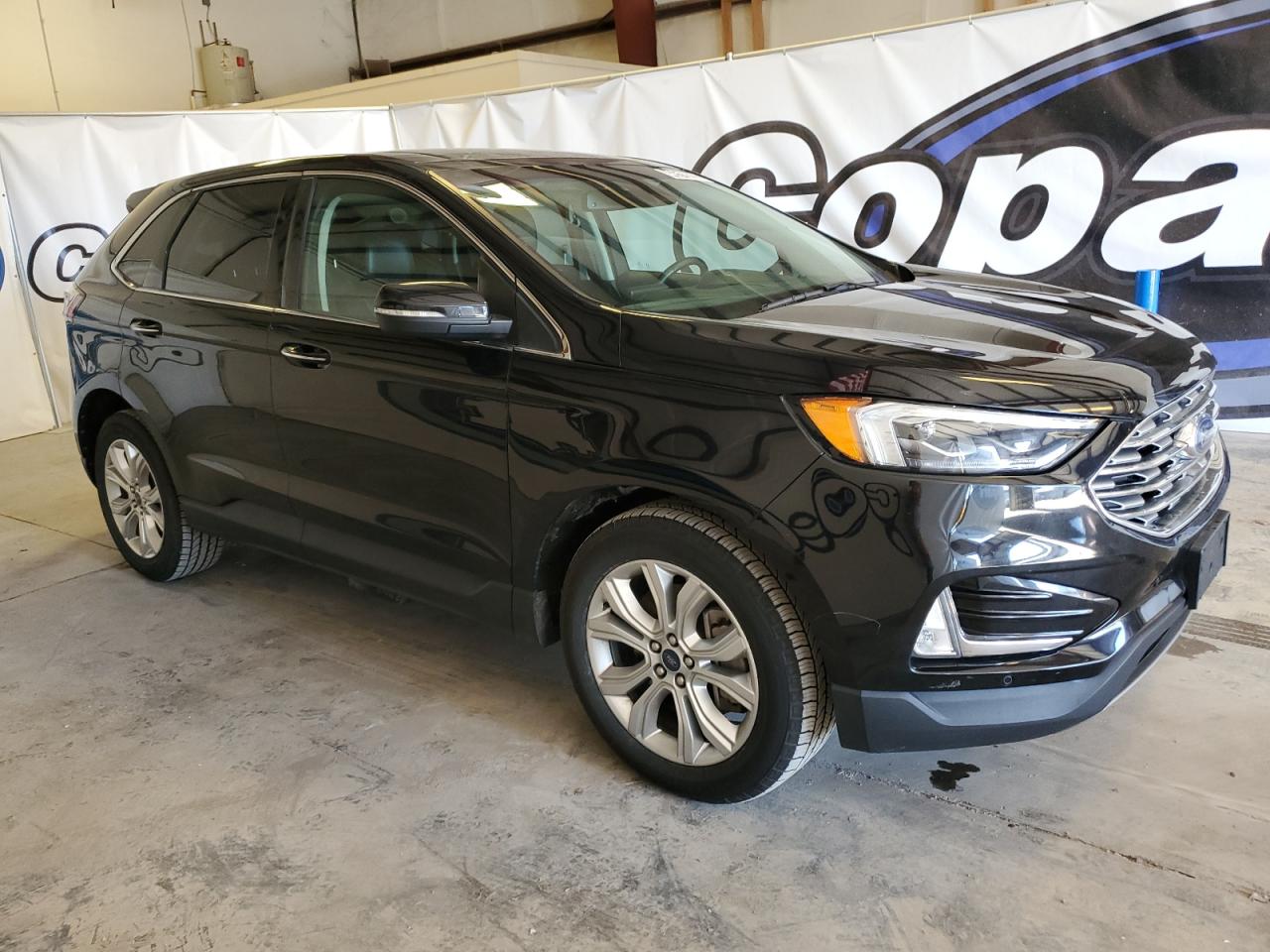 2022 Ford Edge - Image 4