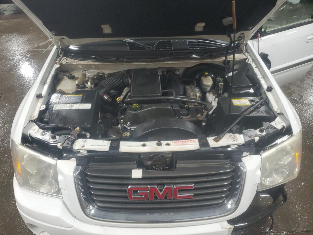 2002 GMC Envoy - Image 12