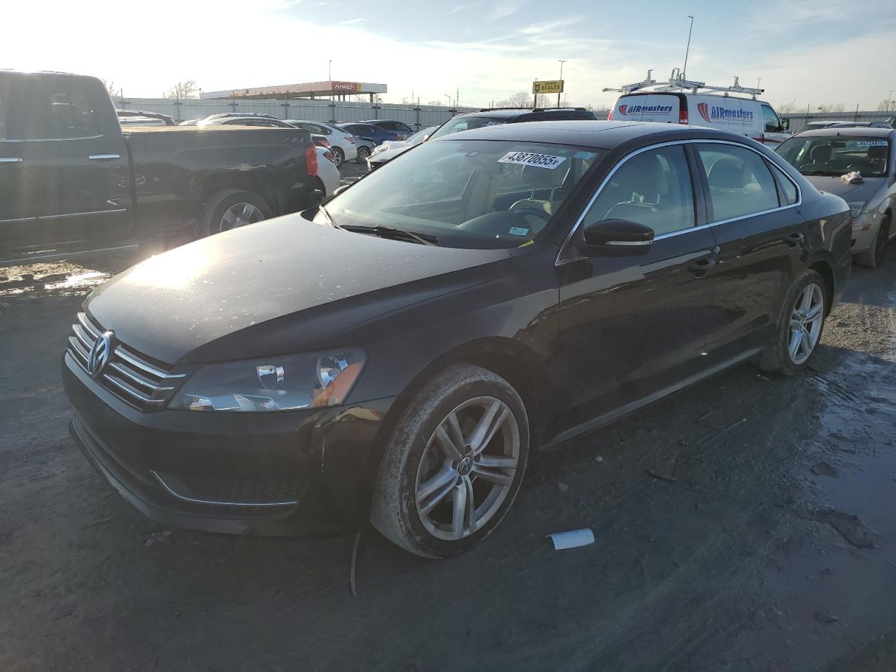 2014 Volkswagen Passat - Image 1