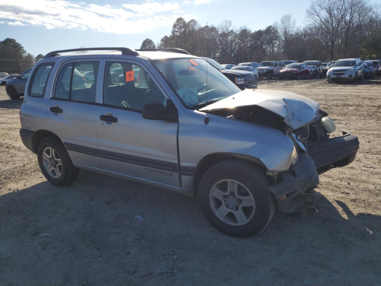 2004 Chevrolet Tracker - Image 4