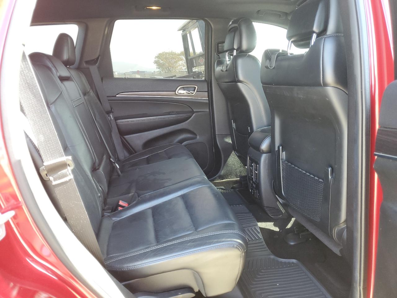 2014 Jeep Grand Cherokee - Image 11