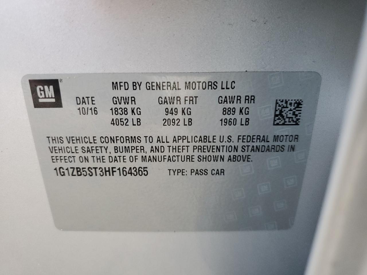 2017 Chevrolet Malibu - Image 12