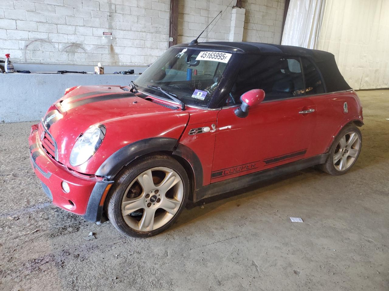 2006 MINI Cooper - Image 1