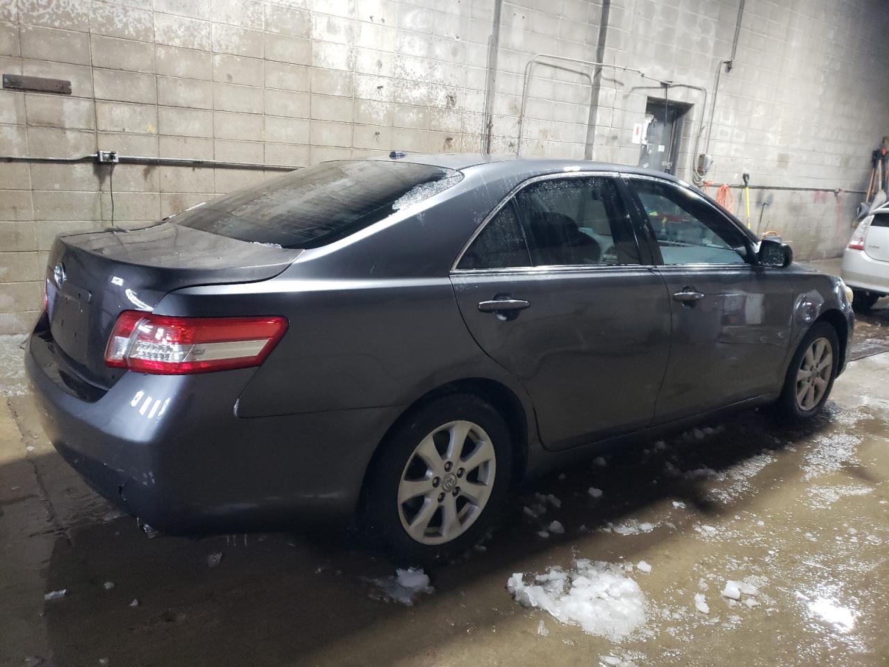 2010 Toyota Camry - Image 3