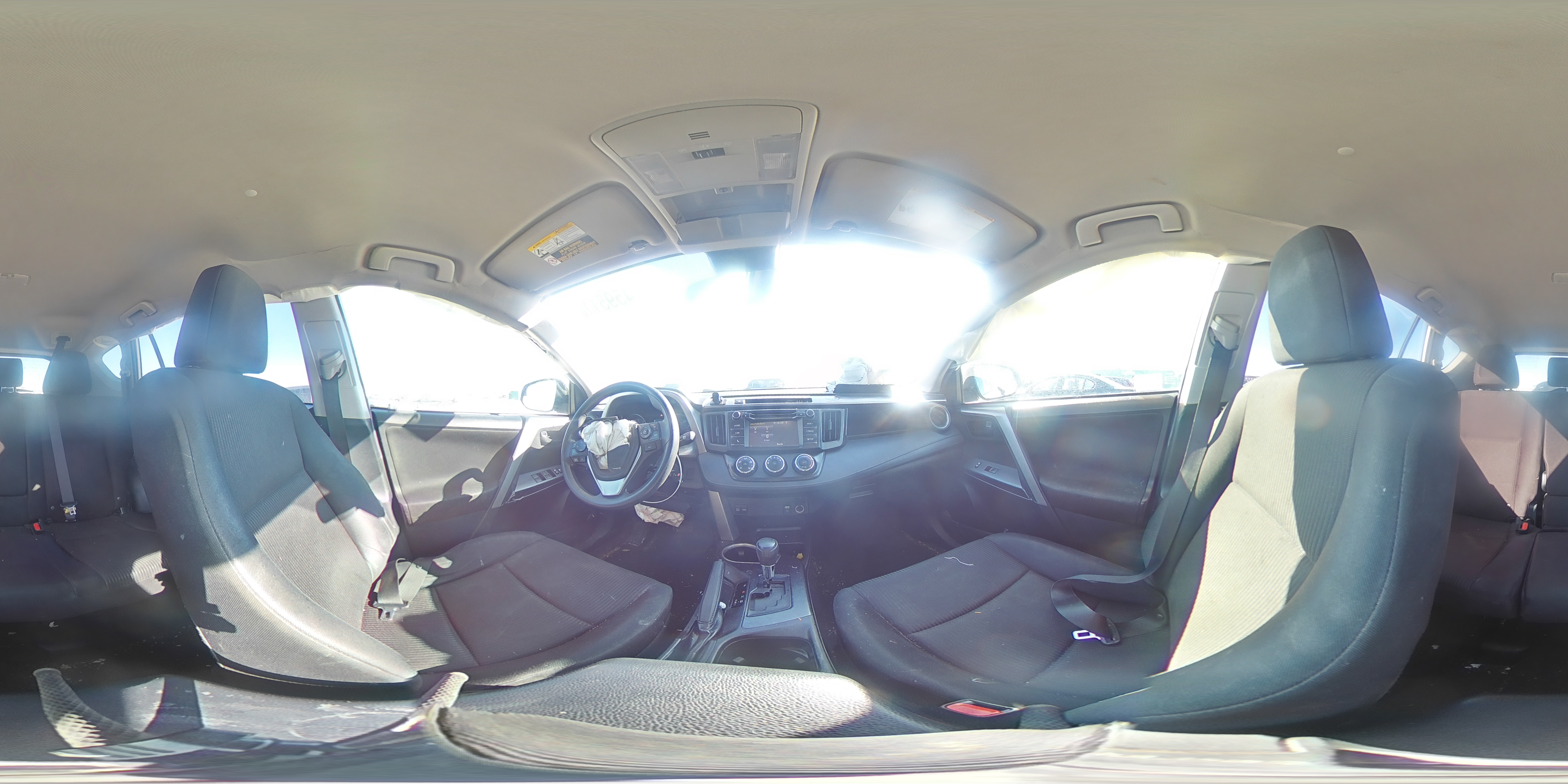 2017 Toyota RAV 4 - Image 13