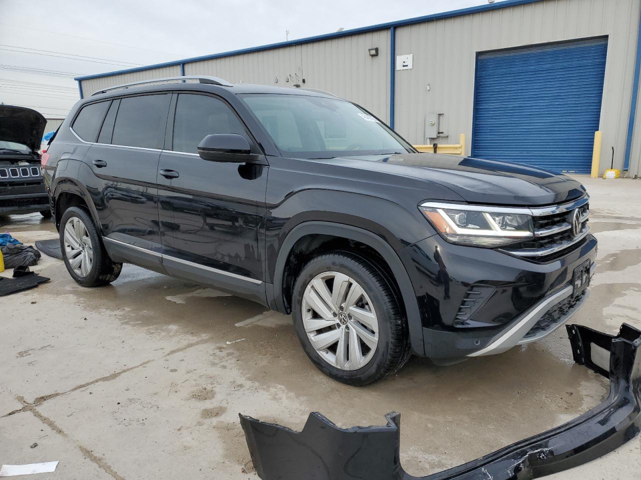 2021 Volkswagen Atlas - Image 4