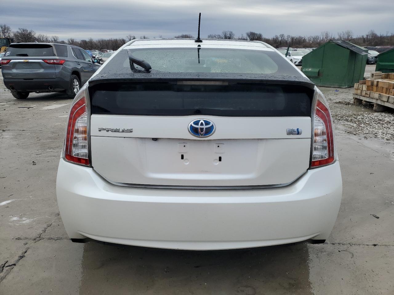 2013 Toyota Prius - Image 6