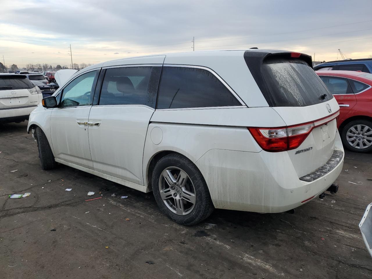 2012 Honda Odyssey - Image 2