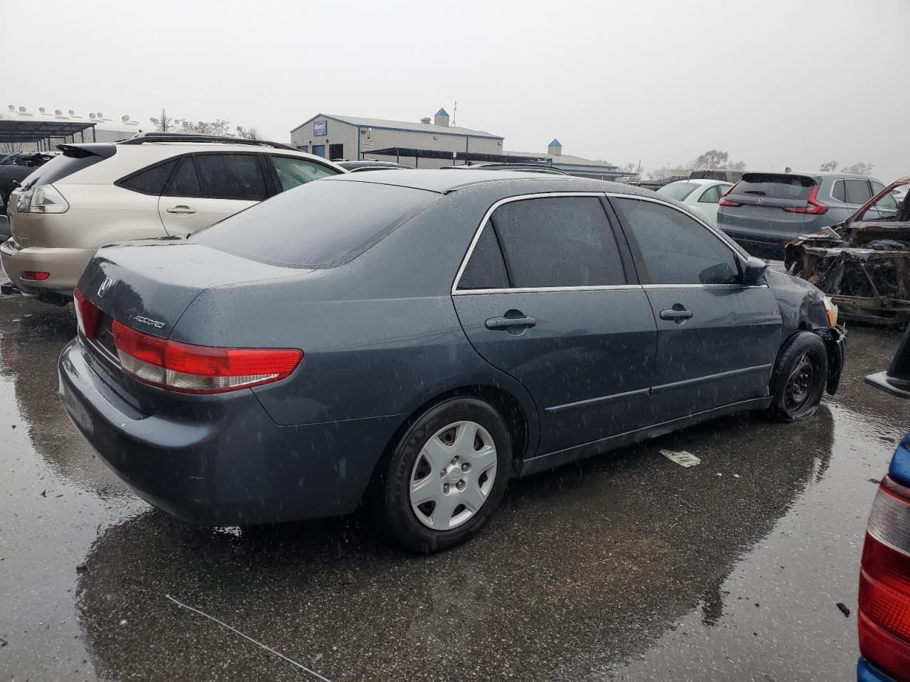 2004 Honda Accord - Image 3
