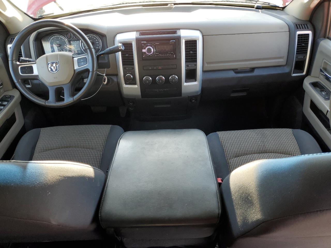 2010 Dodge RAM - Image 8
