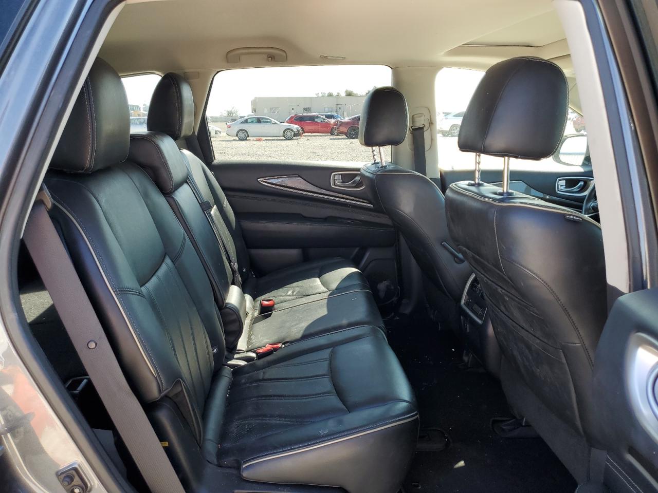 2017 Infiniti QX60 - Image 11