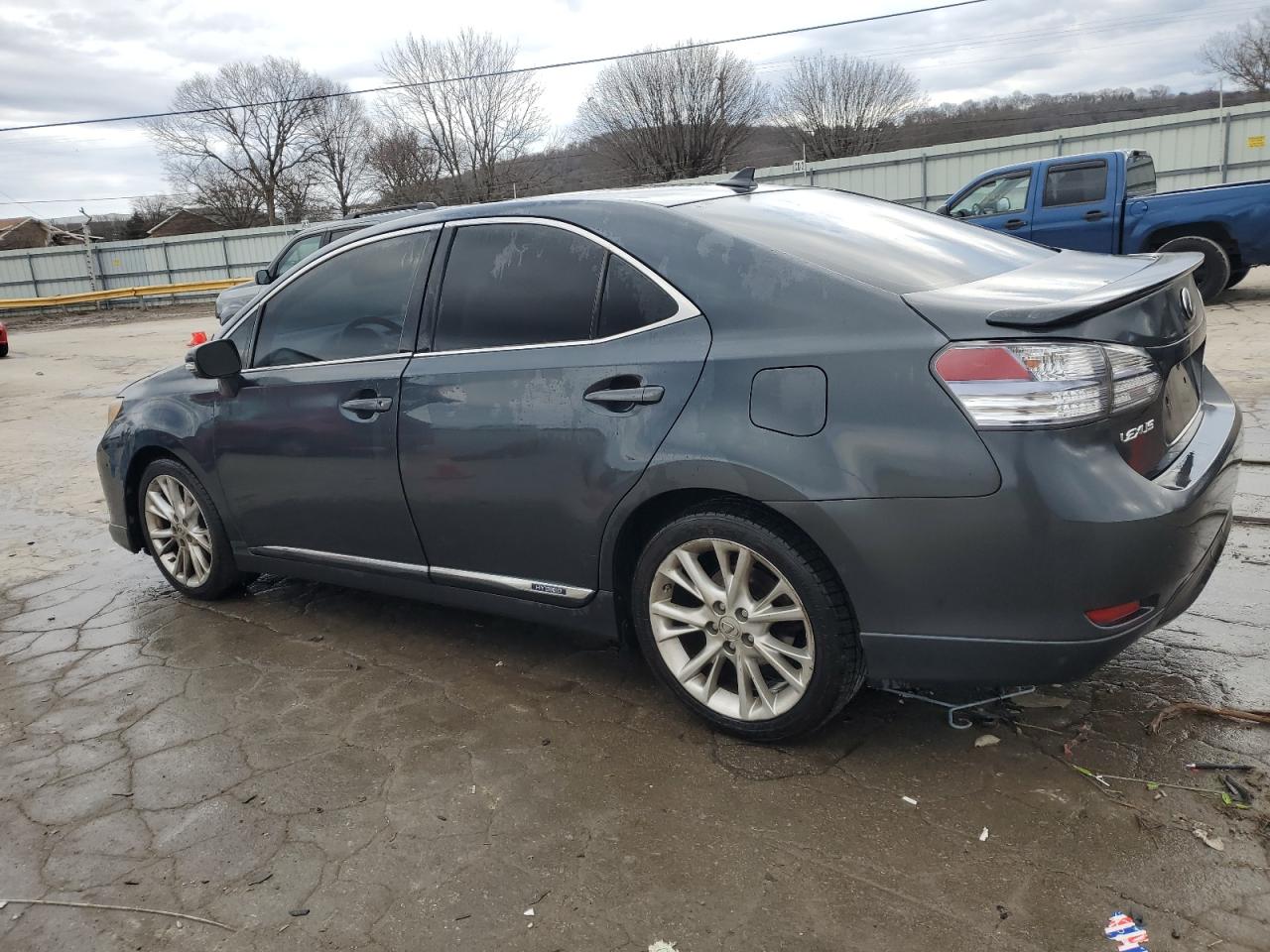 2010 Lexus HS - Image 2