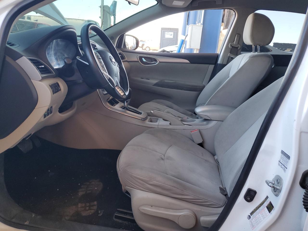 2015 Nissan Sentra - Image 7