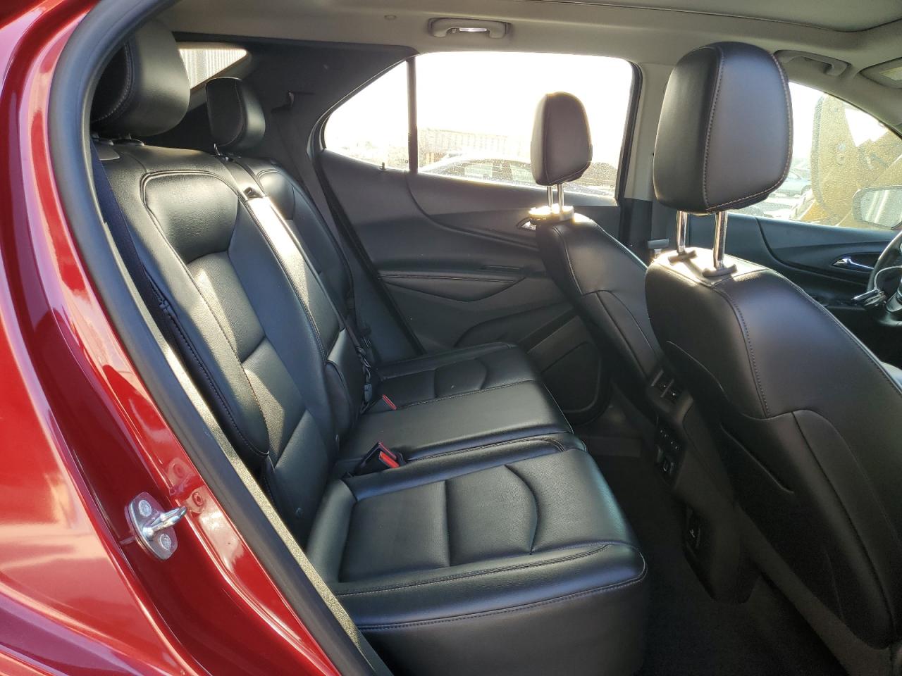 2018 Chevrolet Equinox - Image 11
