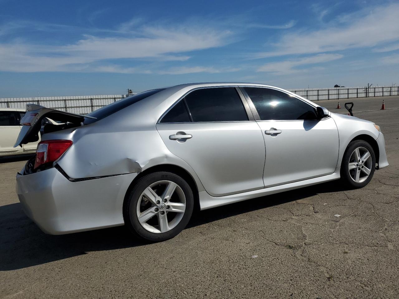 2013 Toyota Camry - Image 3
