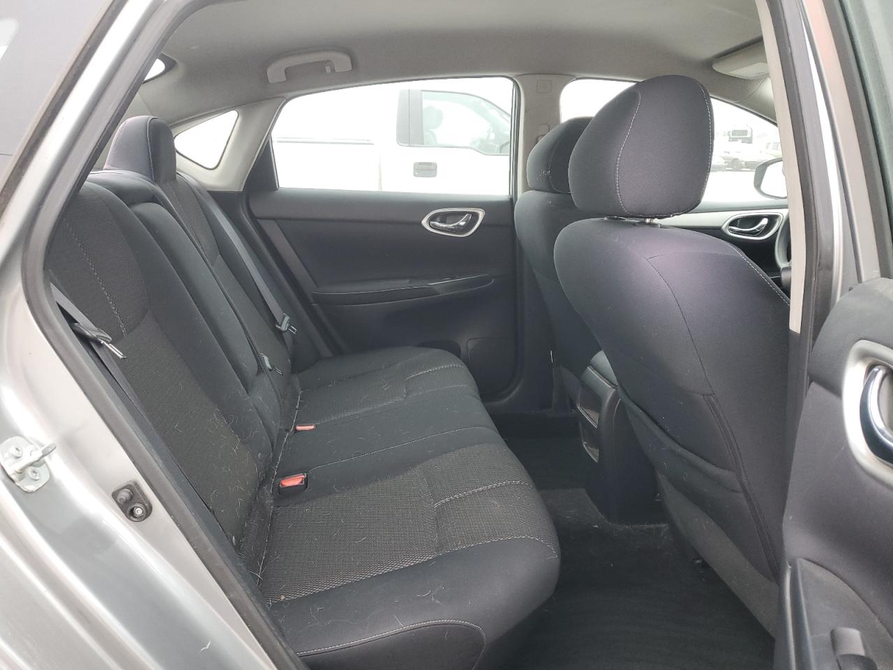 2014 Nissan Sentra - Image 10