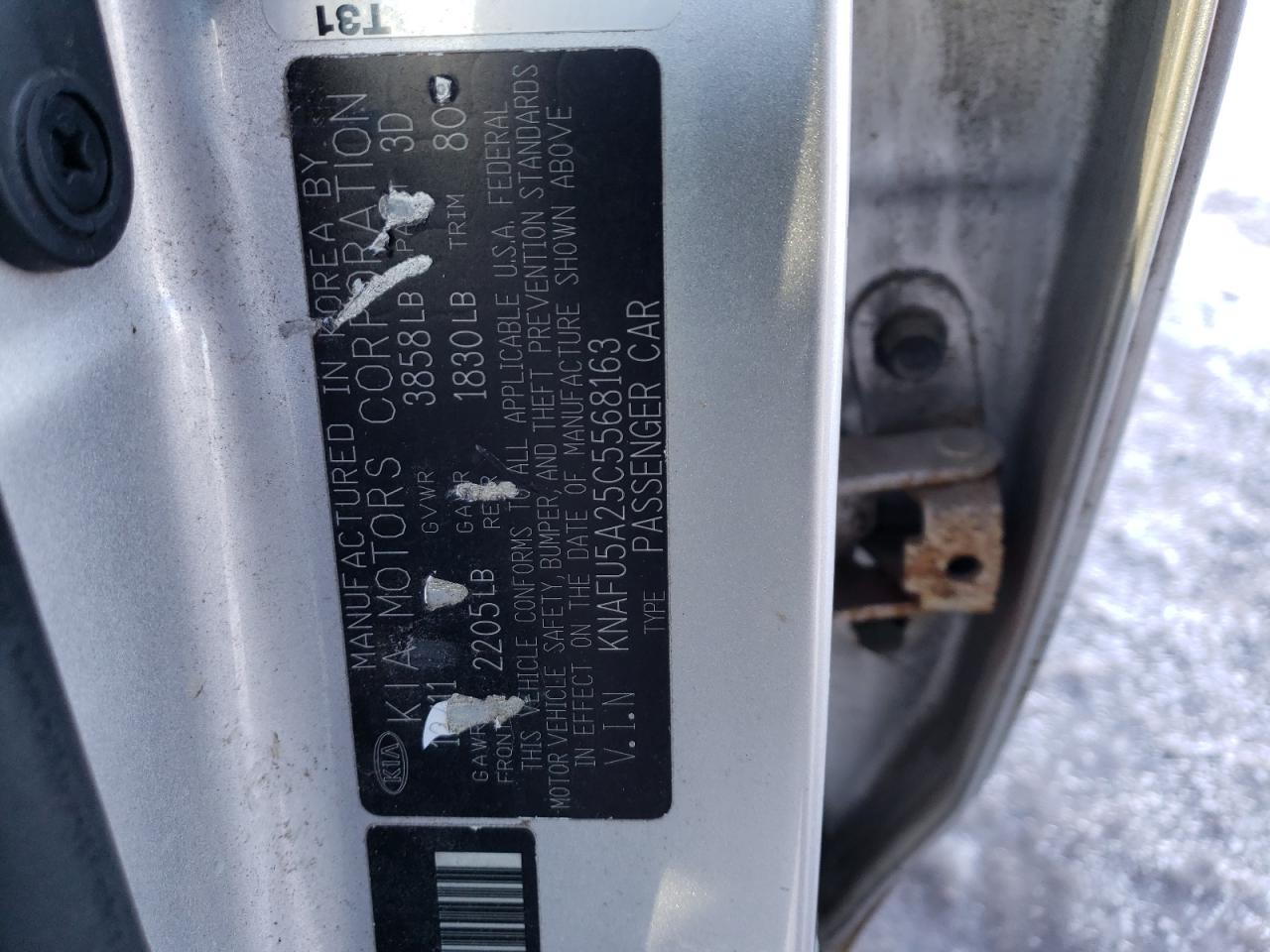2012 Kia Forte - Image 12