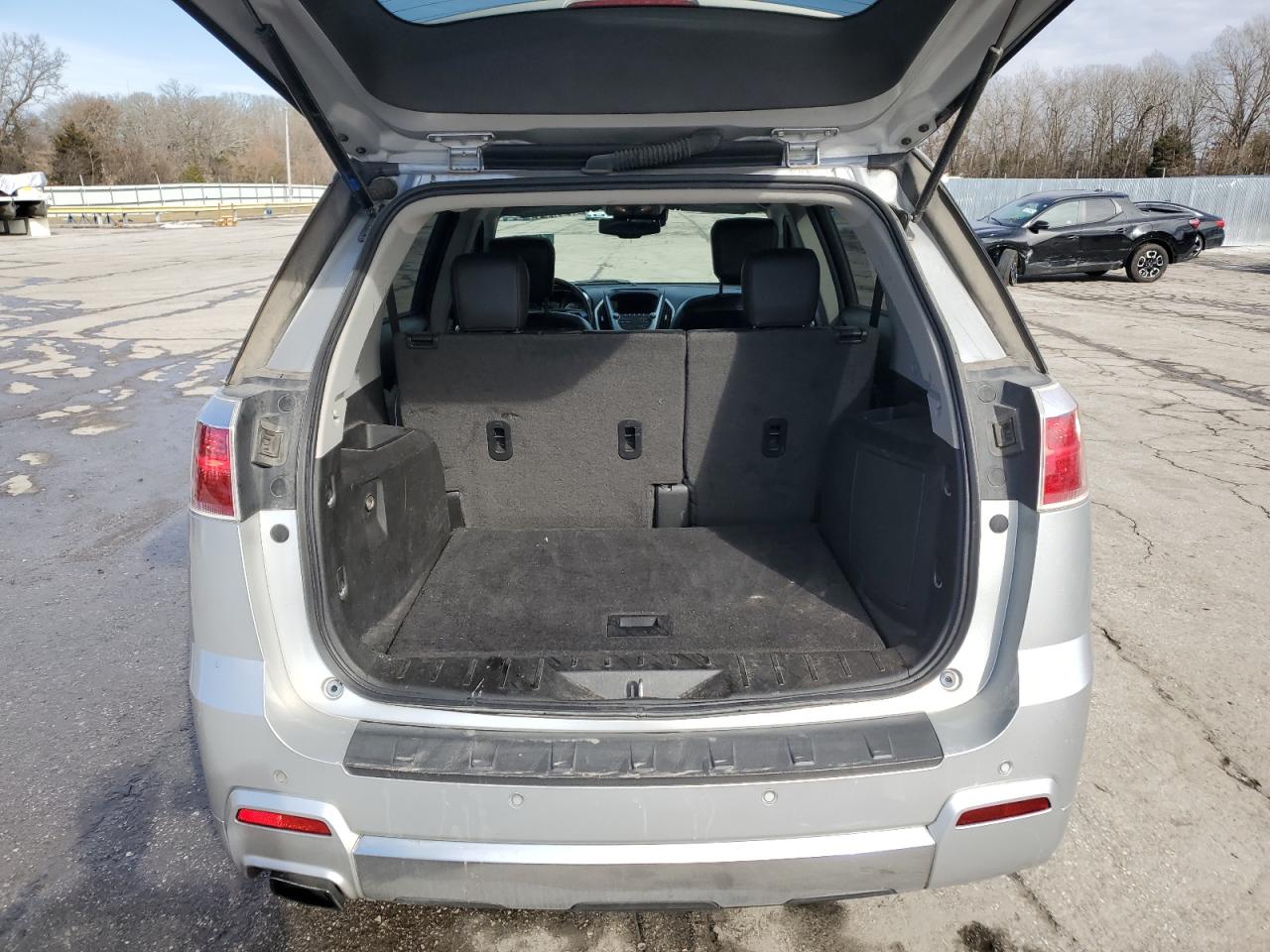 2014 GMC Terrain - Image 6