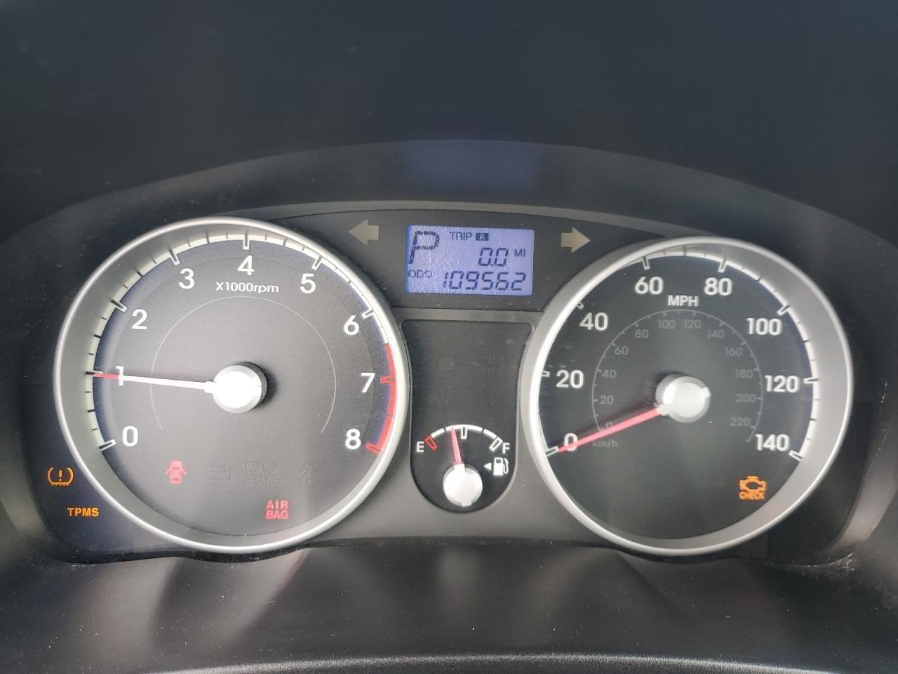 2010 Hyundai Accent - Image 9