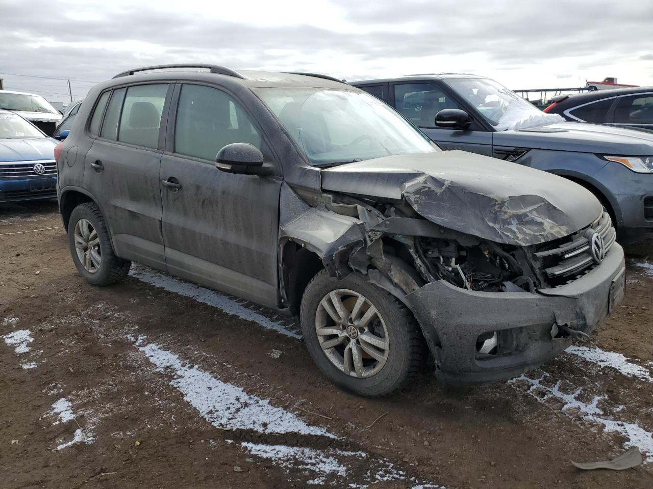 2016 Volkswagen Tiguan - Image 4